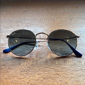 Ray-Ban round metal sunglasses